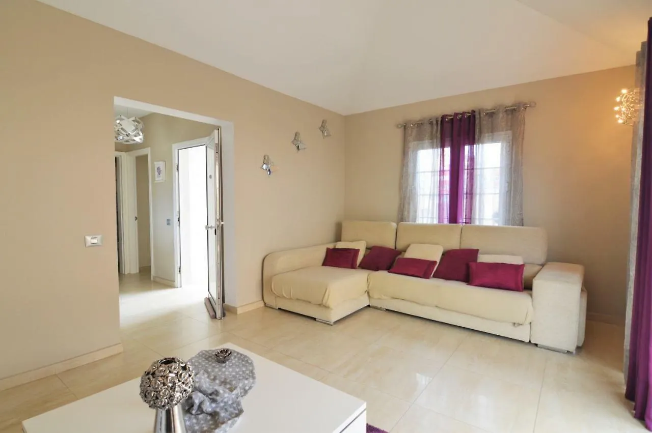 Villa Mariposa With Private Pool, Cactus Garden, Bbq & Wifi - Suitable For Families By Holidayshome
